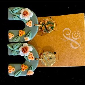 Plunder clay earrings